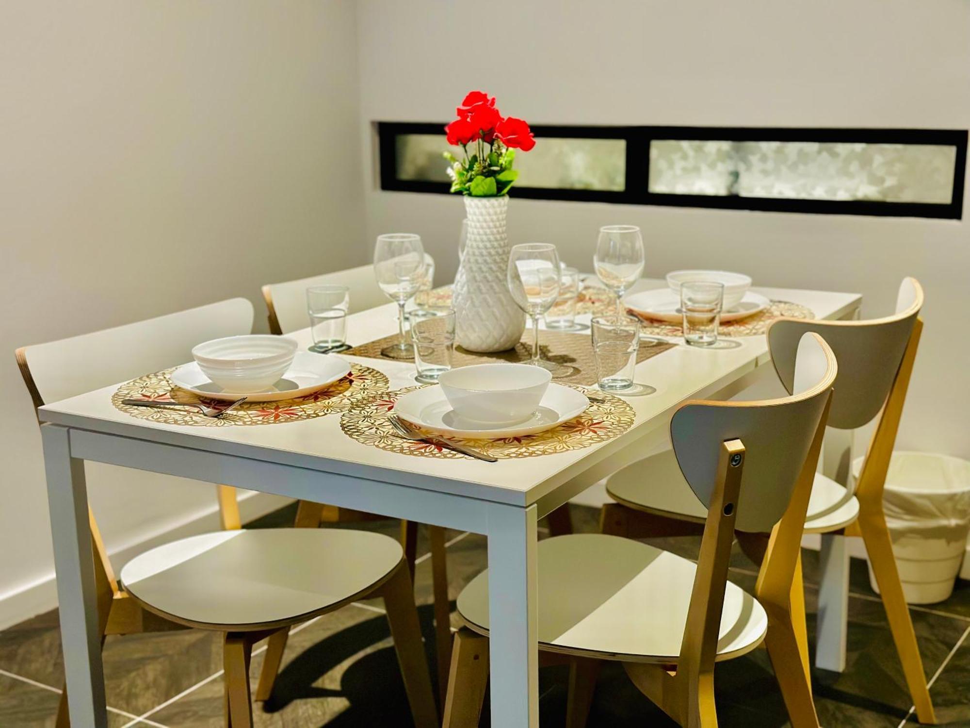 Scarletz Suites Klcc By M Suites 쿠알라룸푸르 외부 사진