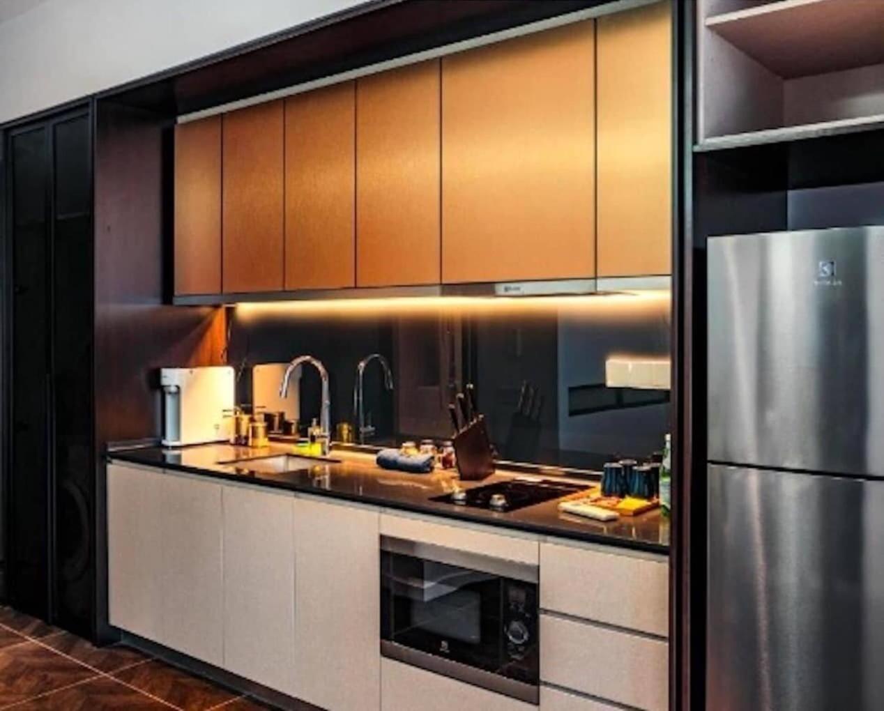 Scarletz Suites Klcc By M Suites 쿠알라룸푸르 외부 사진